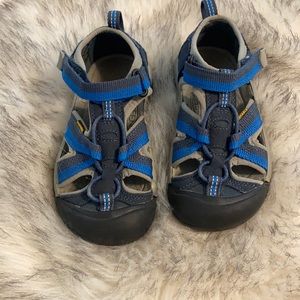Keen blue sandals